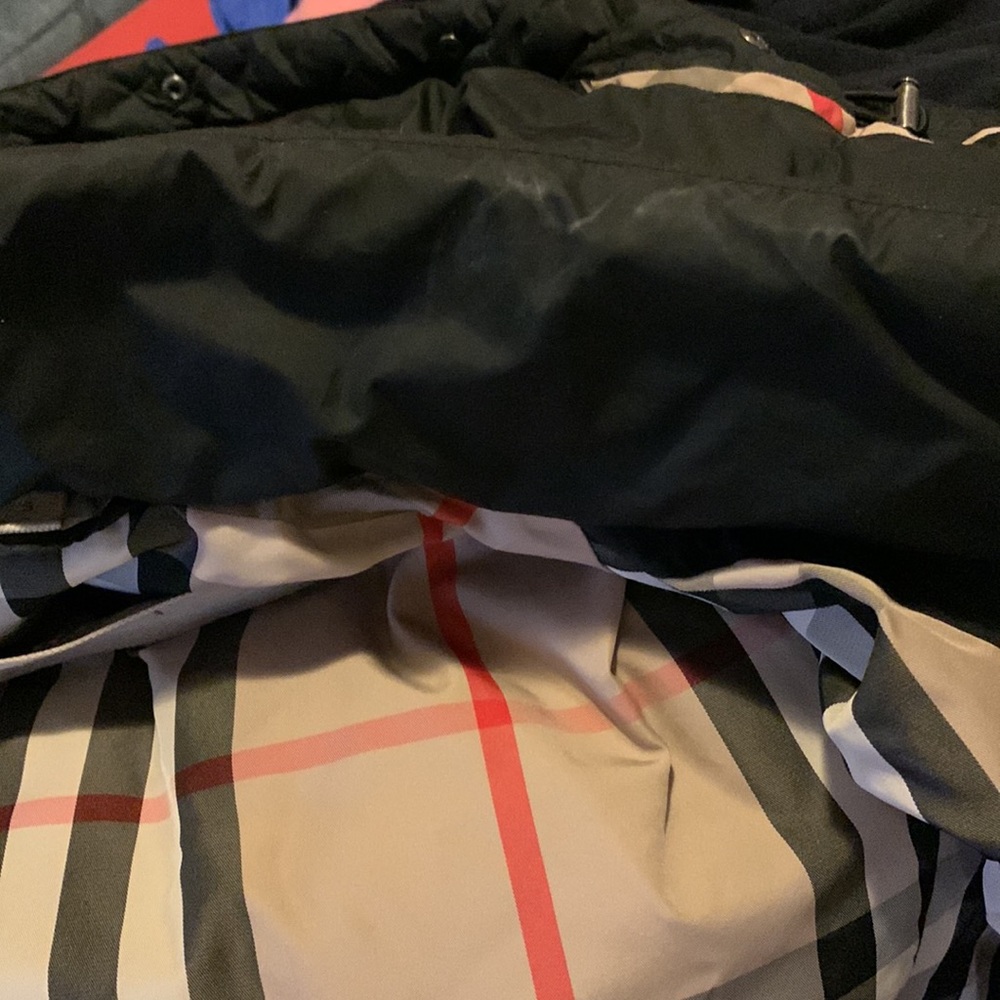 BURBERRY Goose Down Winter Parka - Picture 15 of 16